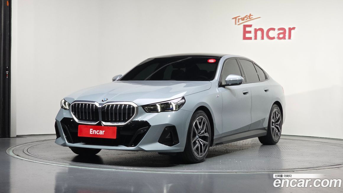 BMW 5-Series 523d xDrive M Sport, 2024