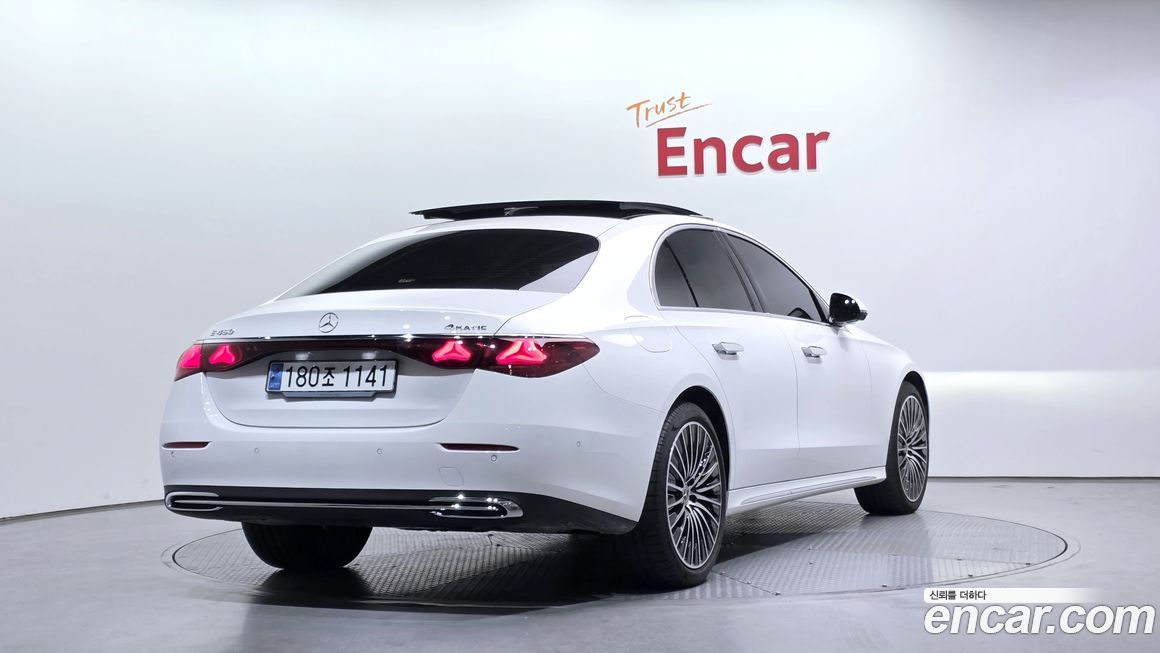 Mercedes-Benz E-Class E450 4MATIC, 2024