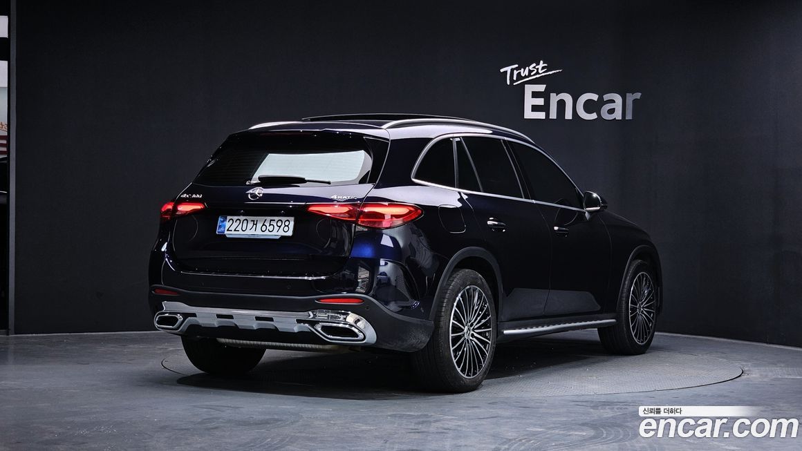 Mercedes-Benz GLC-Class GLC300 4MATIC AMG Line, 2024