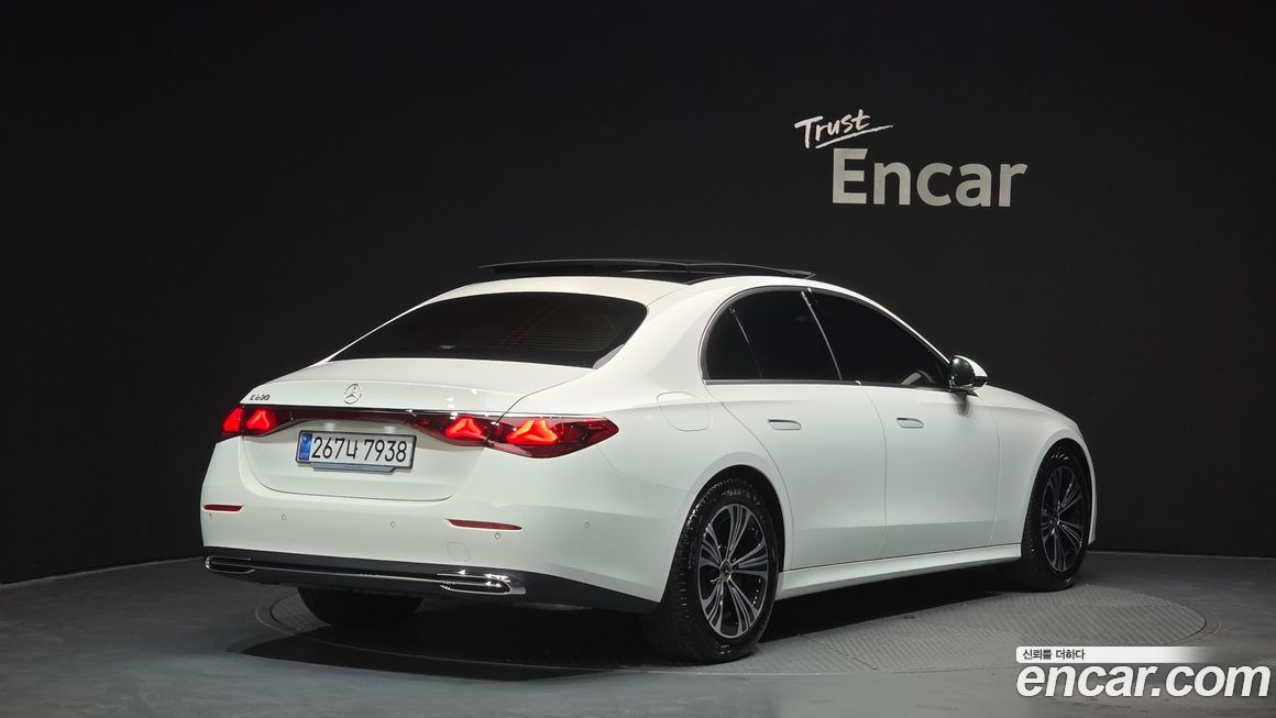 Mercedes-Benz E-Class E200 Avantgarde, 2025