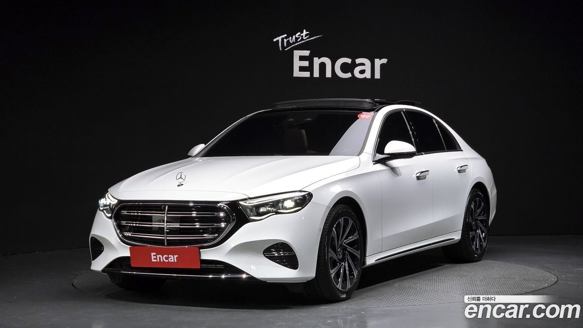 Mercedes-Benz E-Class E300 4MATIC Exclusive, 2024