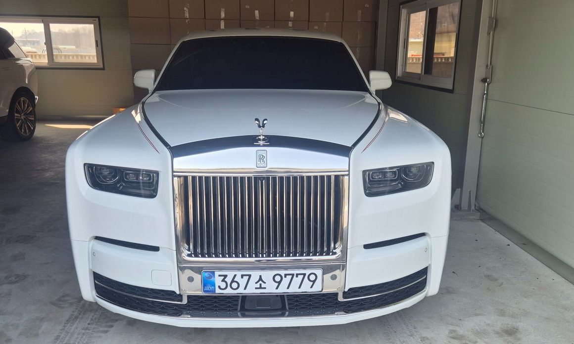 Rolls-Royce Phantom 6.7 V12, 2025