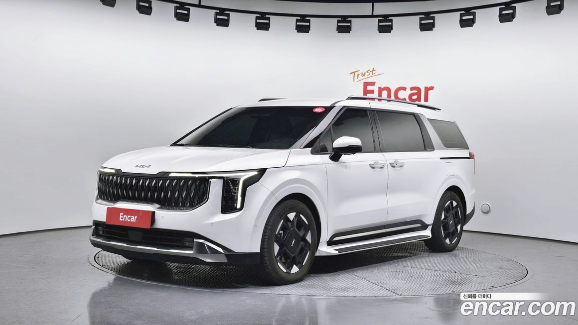 Kia Carnival 7-Seater Signature, 2025