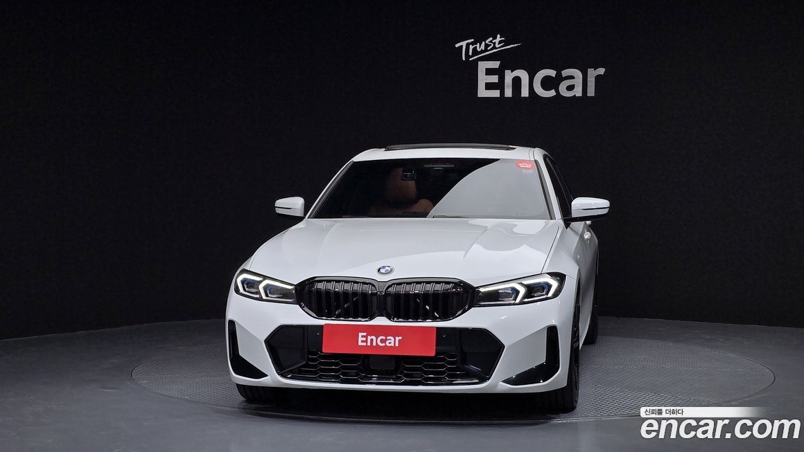 BMW 3-Series 320i M Sport, 2024