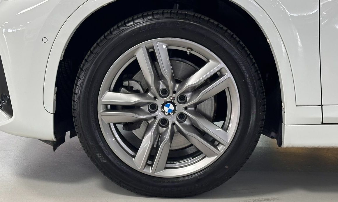 BMW X1 xDrive 20i M Sport, 2022