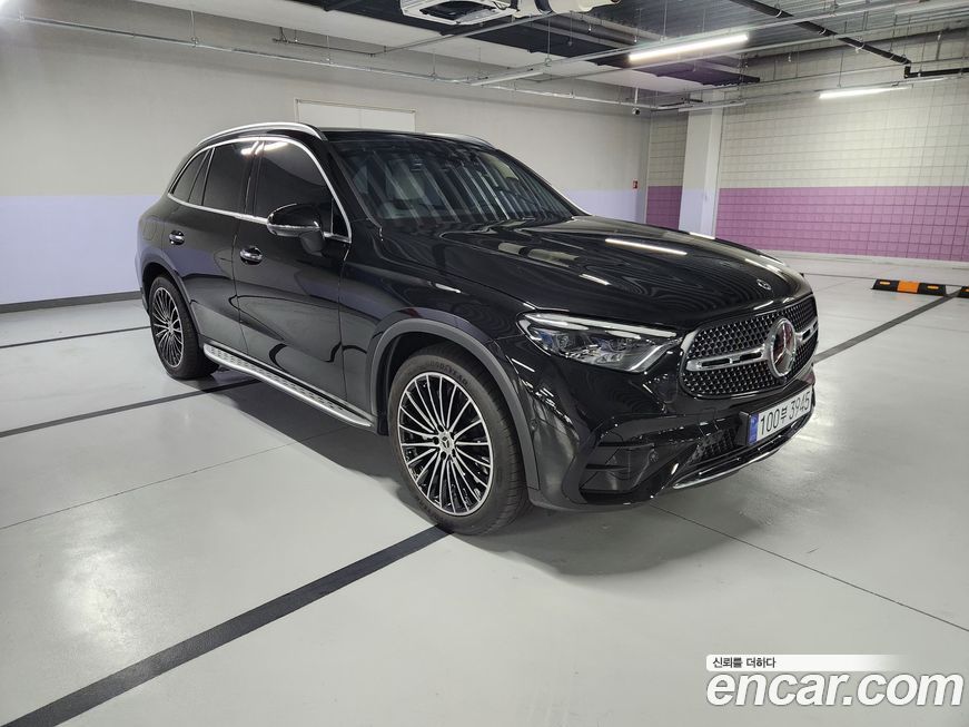 Mercedes-Benz GLC-Class GLC300 4MATIC AMG Line, 2025