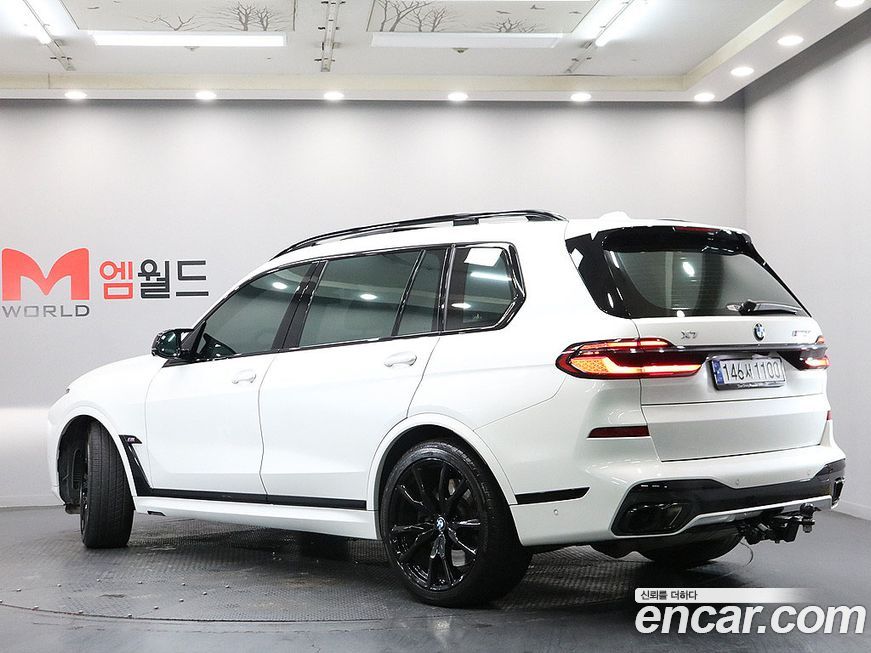 BMW X7 M60i xDrive M sport 6STR, 2024