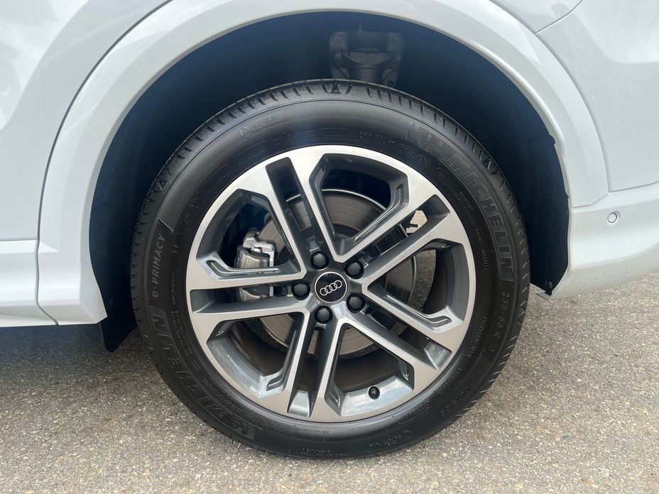 Audi Q5 40 TFSI Quattro Advanced Sportback, 2025