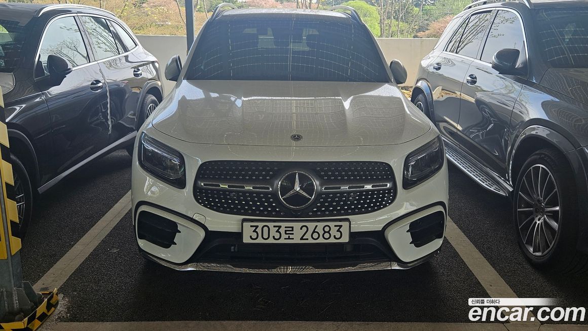 Mercedes-Benz GLB-Class GLB250 4MATIC, 2025