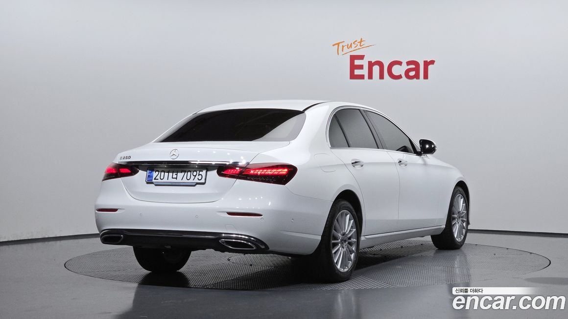 Mercedes-Benz E-Class E250 Exclusive, 2023