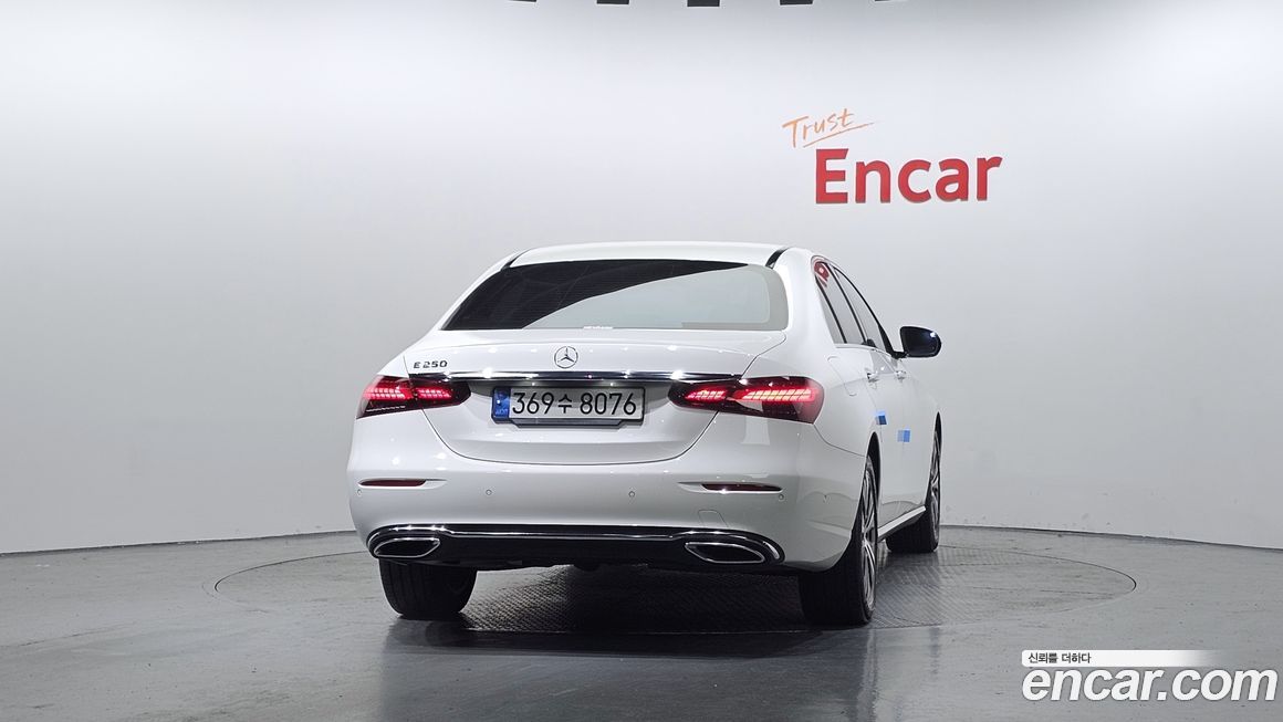 Mercedes-Benz E-Class E250 Avantgarde, 2022