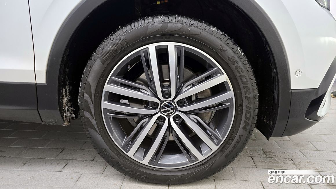 Volkswagen Tiguan 2.0 TSI Prestige, 2023