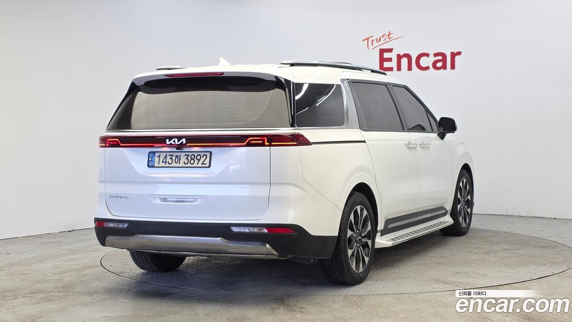 Kia Carnival 9-Seater Noblesse, 2023