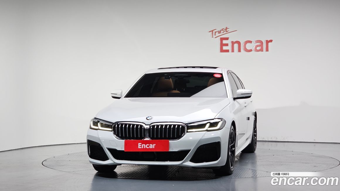BMW 5-Series 520i M Sport, 2022