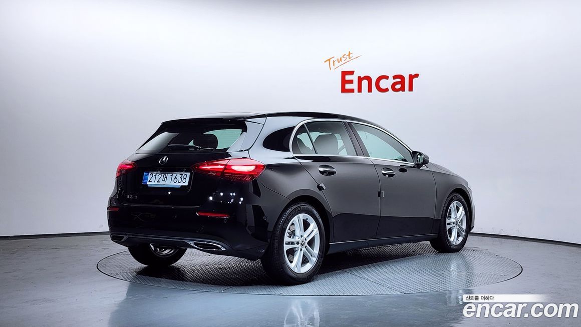 Mercedes-Benz A-Class A220 Hatchback, 2025