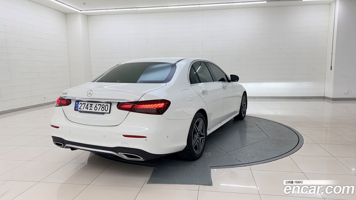 Mercedes-Benz E-Class E250 AMG Line, 2023