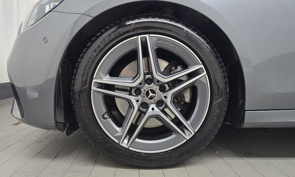Mercedes-Benz E-Class E250 AMG Line, 2023