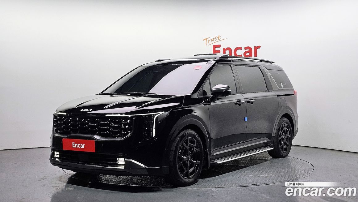 Kia Carnival 7-Seater Gravity, 2024