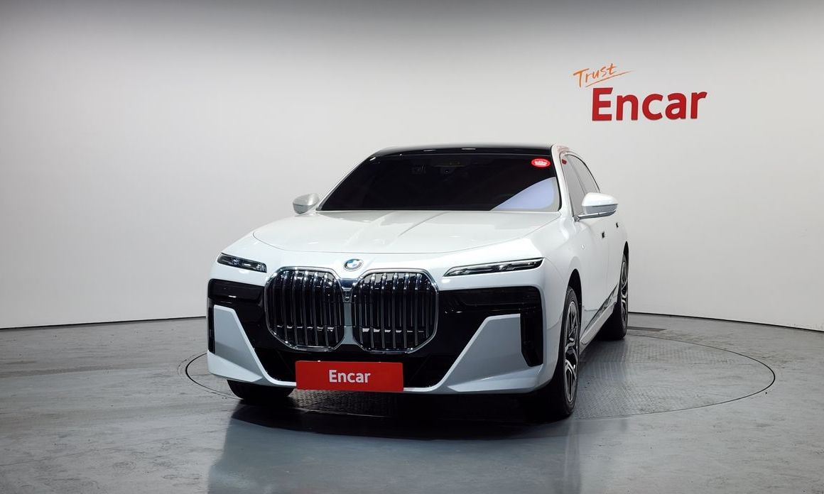 BMW 7-Series 740i xDrive M Sport, 2024