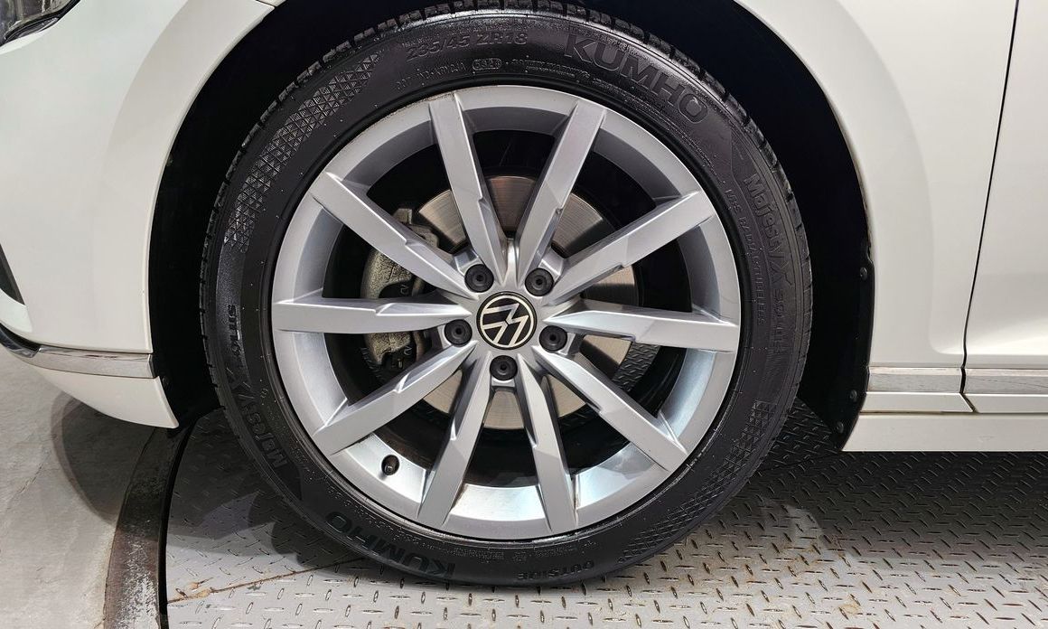 Volkswagen Passat 2.0 TDI Prestige, 2022