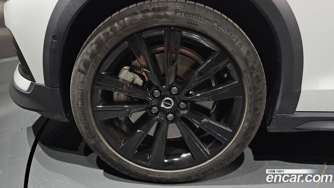 Volvo V60 B5 Ultimate AWD, 2024