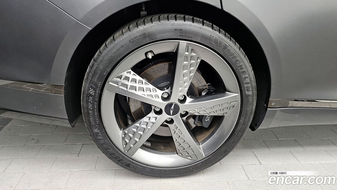 Genesis G80 Gasoline 2.5 Turbo 2WD, 2025