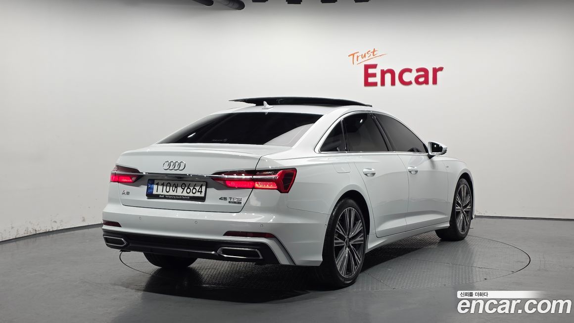 Audi A6 45 TFSI Quattro Premium, 2023