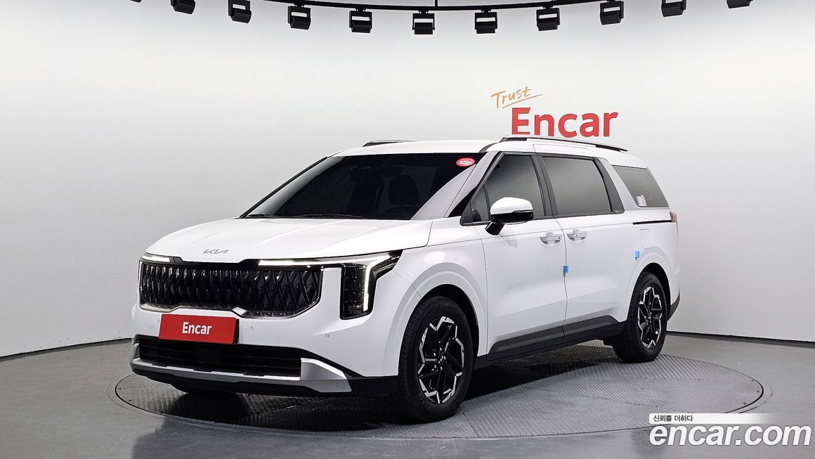 Kia Carnival 9-Seater Prestige, 2024