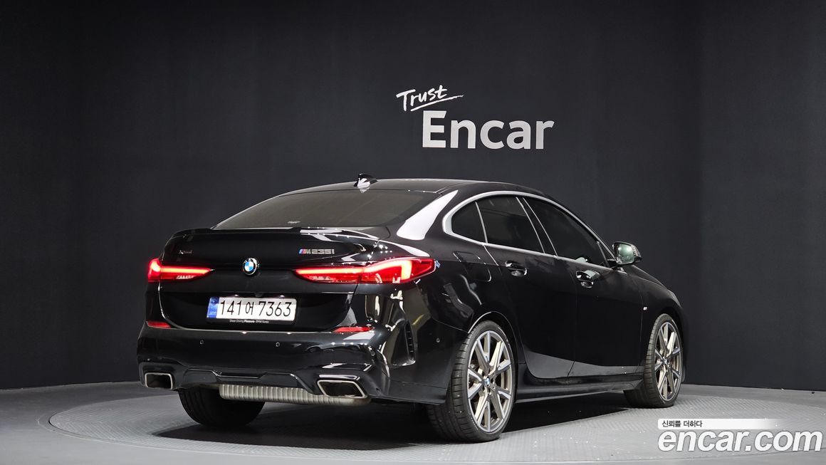 BMW 2-Series M235i xDrive, 2024