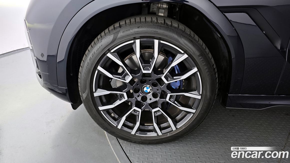 BMW X6 xDrive40i M Sport, 2024