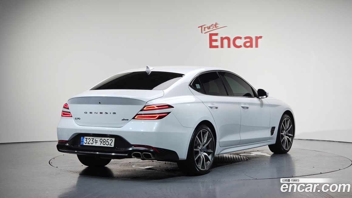 Genesis G70 Gasoline 2.0T 4WD, 2023