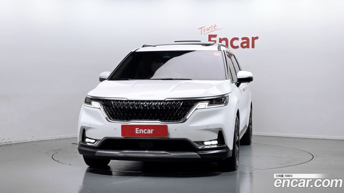 Kia Carnival 9-Seater Signature, 2023