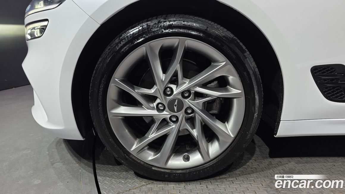 Genesis G70 Gasoline 2.0T 2WD, 2023