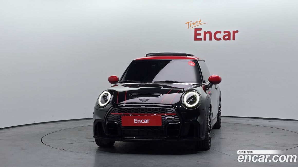 Mini Cooper JCW, 2023