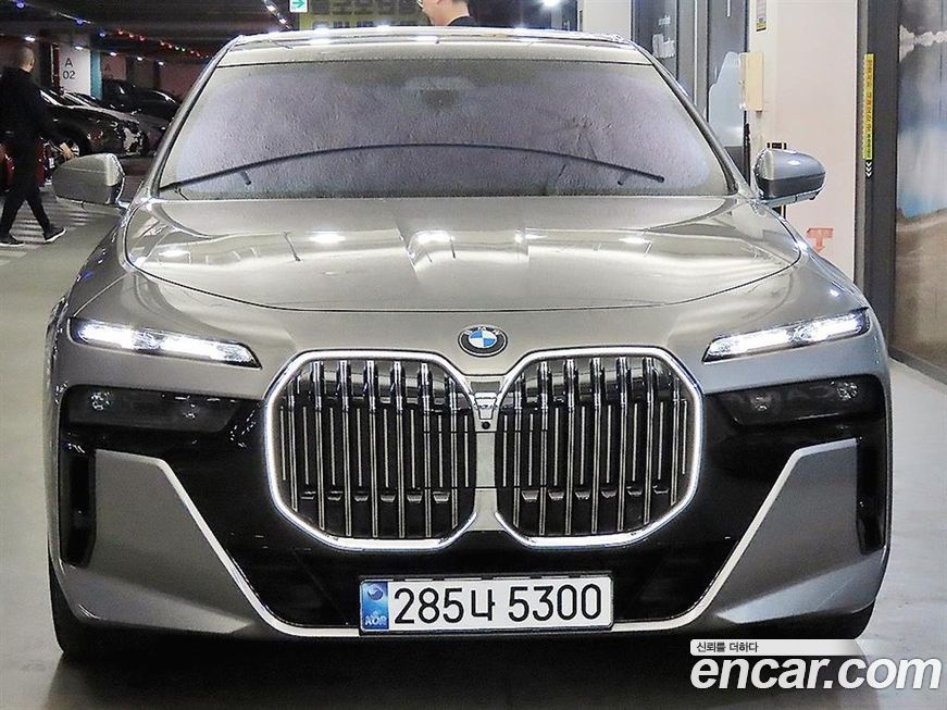 BMW 7-Series 740d xDrive M Sport, 2025