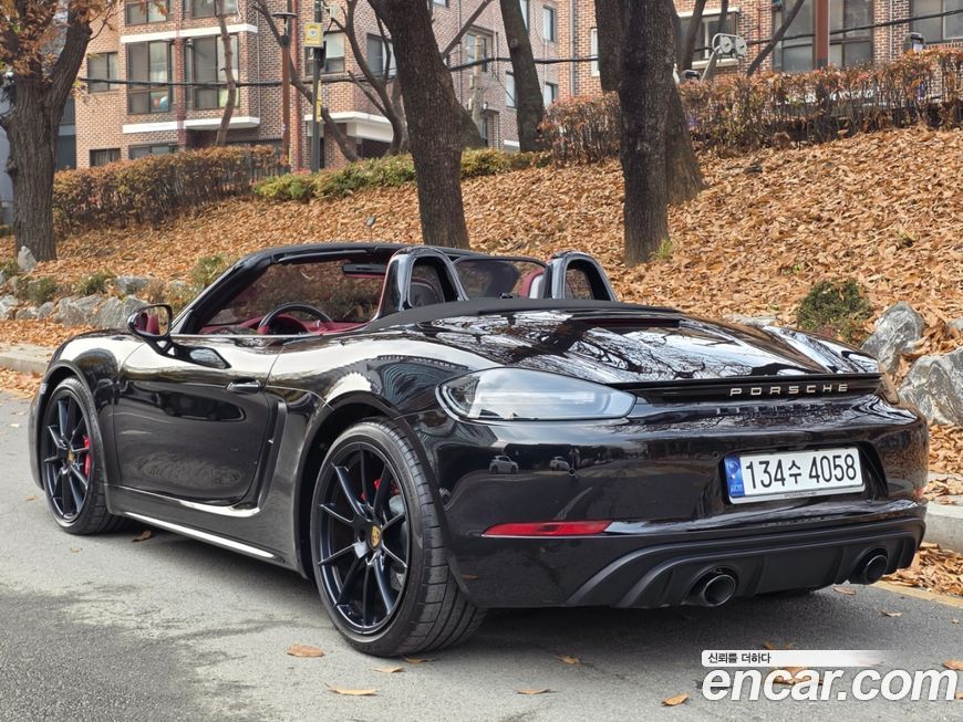 Porsche 718 4.0 GTS, 2024