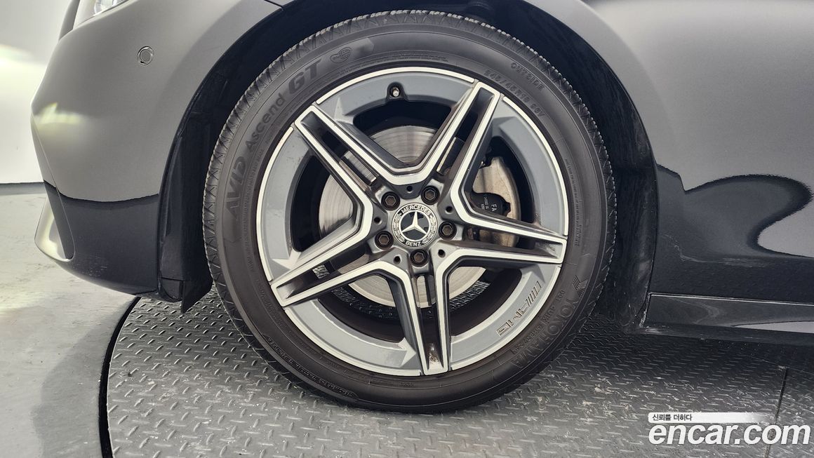 Mercedes-Benz E-Class E250 AMG Line, 2023