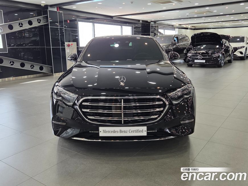 Mercedes-Benz E-Class E450 4MATIC Exclusive, 2025
