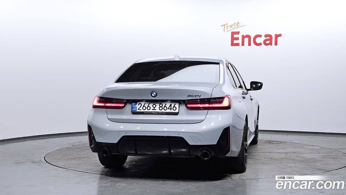 BMW 3-Series 320i M Sport, 2024