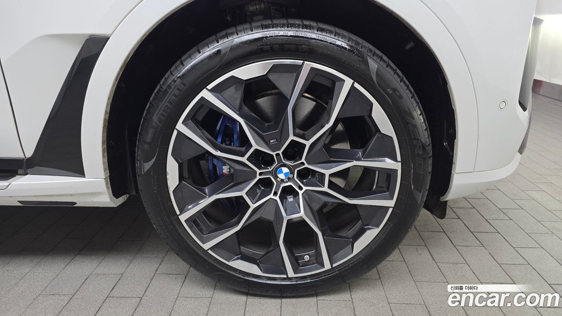 BMW X7 xDrive 40i M Sport 6STR, 2025