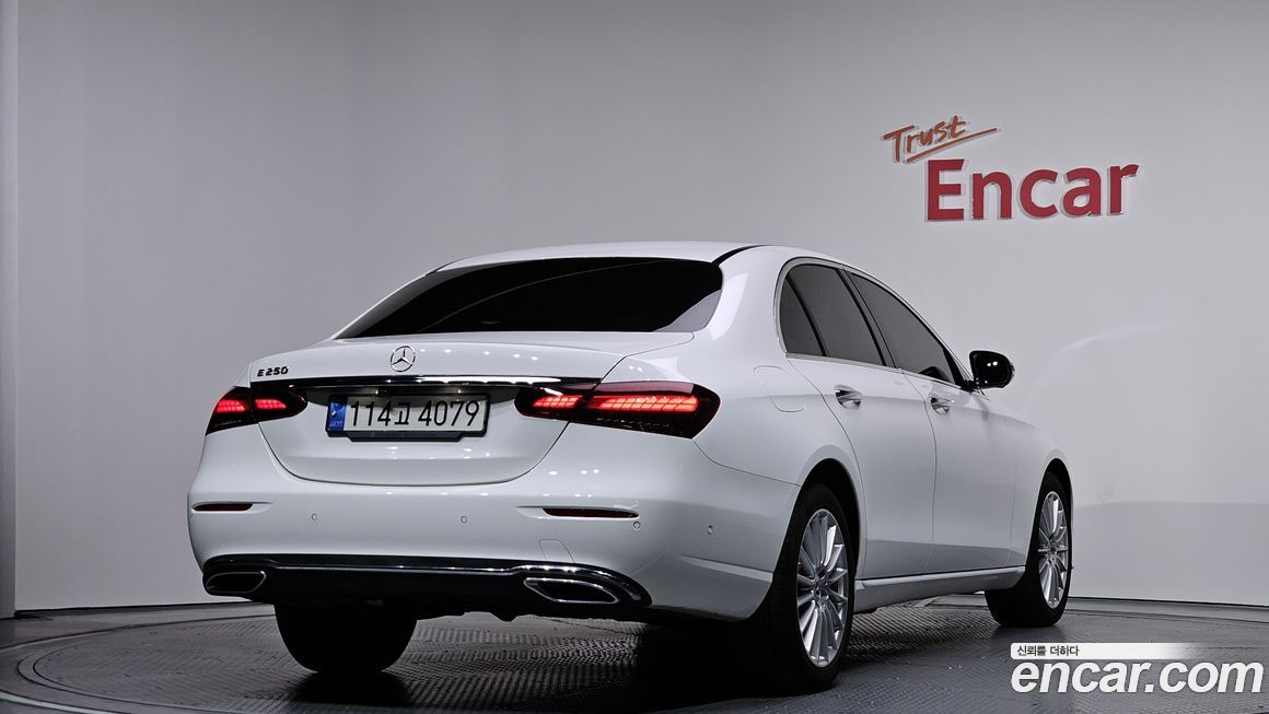 Mercedes-Benz E-Class E250 Exclusive, 2023