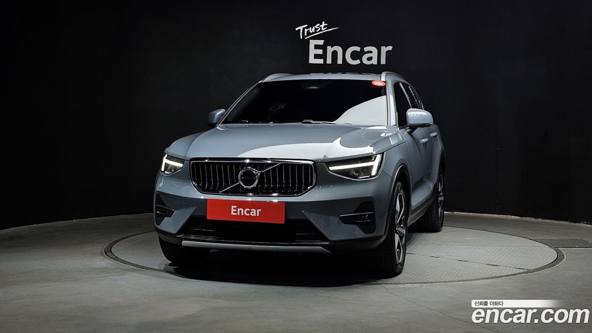 Volvo XC40 B4 Ultimate Bright, 2023