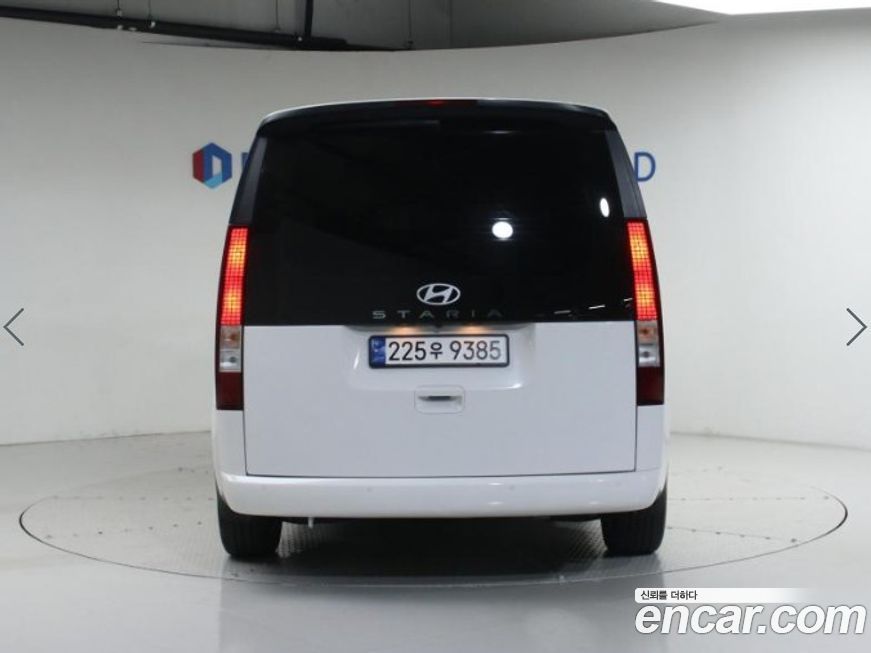 Hyundai Staria Tourer 9-Seater, 2025