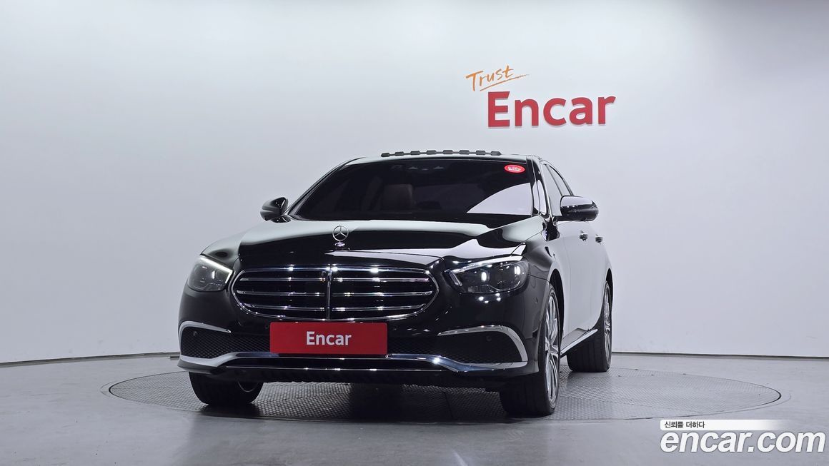 Mercedes-Benz E-Class E350 4MATIC Exclusive, 2023
