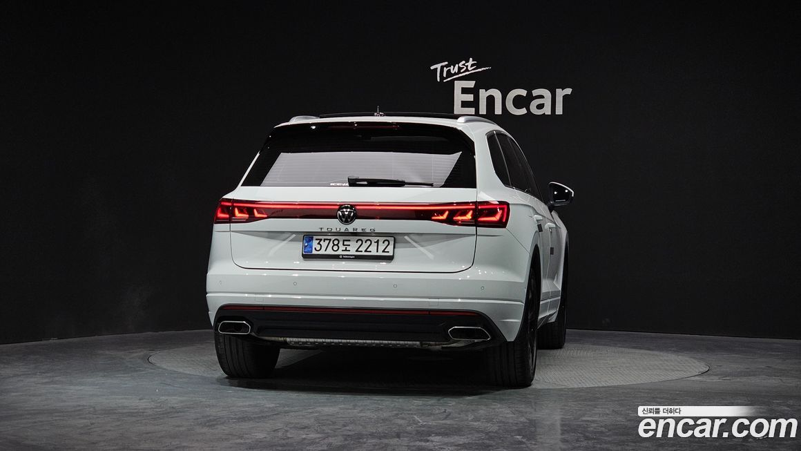 Volkswagen Touareg 3.0 TDI Prestige, 2024