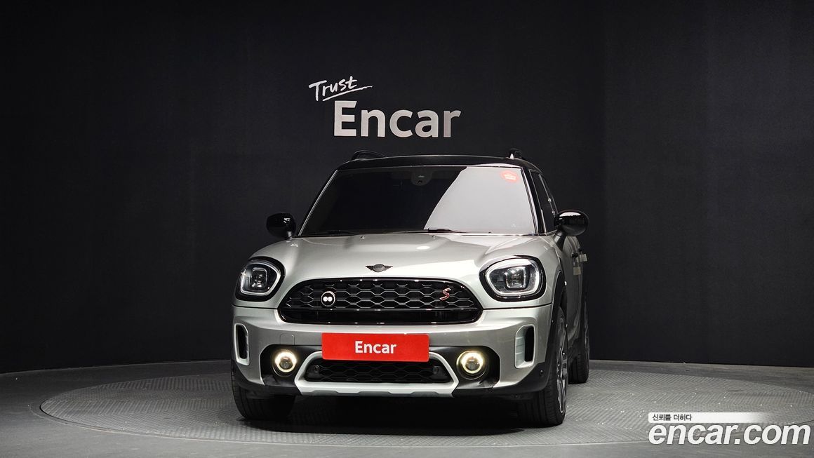 Mini Countryman ALL4 Classic Launch Pack, 2023