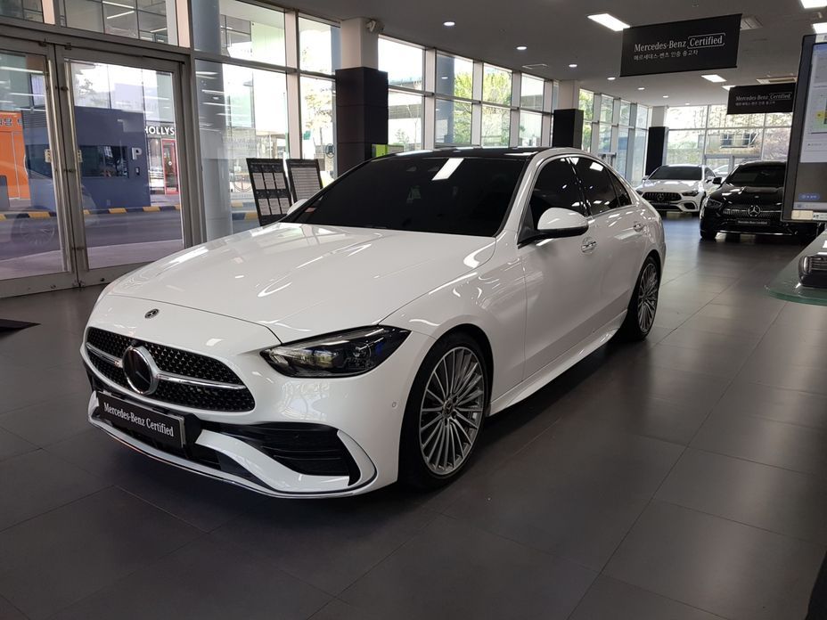 Mercedes-Benz C-Class C300 4MATIC AMG Line, 2023