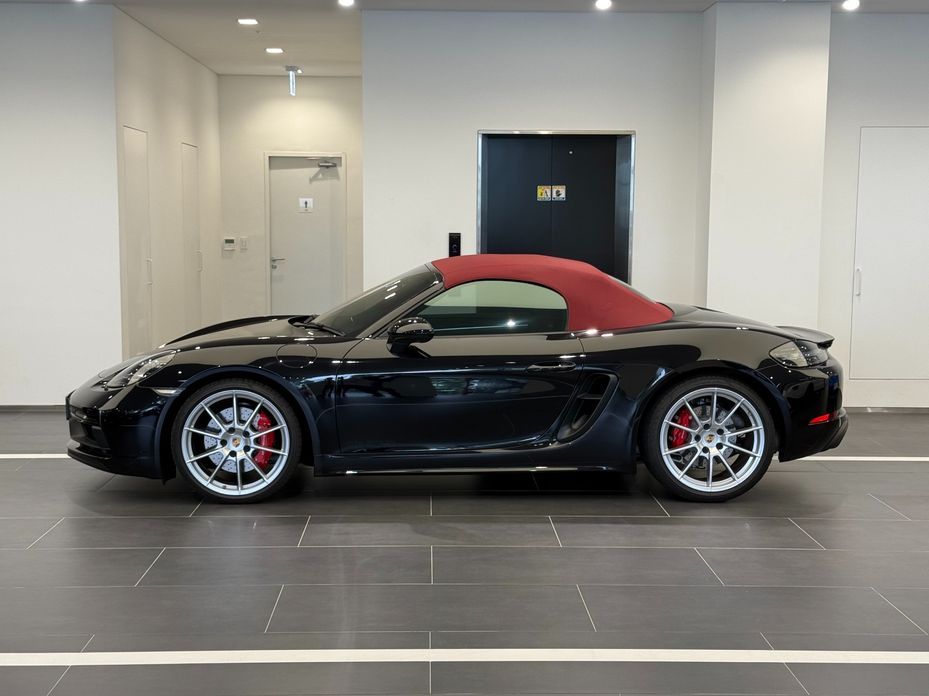 Porsche 718 4.0 GTS, 2024