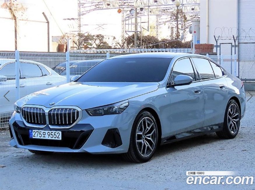 BMW 5-Series 520i M Sport, 2024