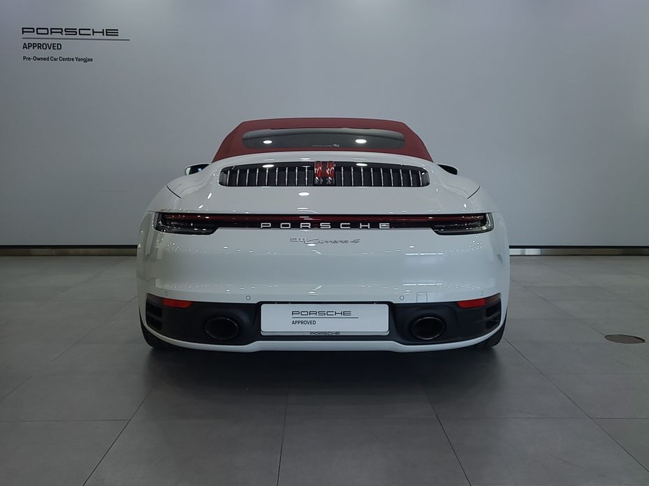 Porsche 911 Carrera 4 Cabriolet, 2024